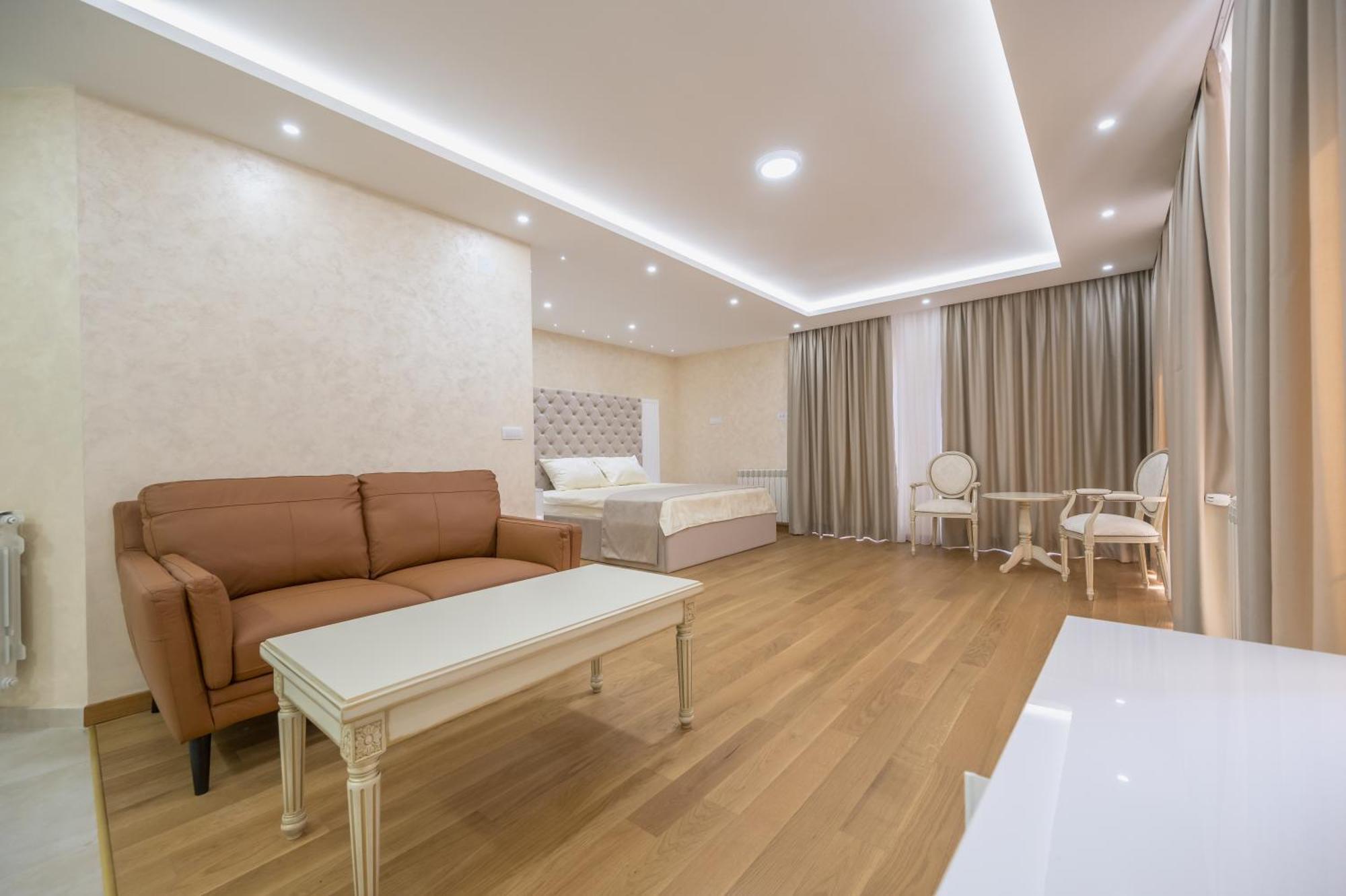 Monelly Apartments Loznica - Pesacka Zona ภายนอก รูปภาพ